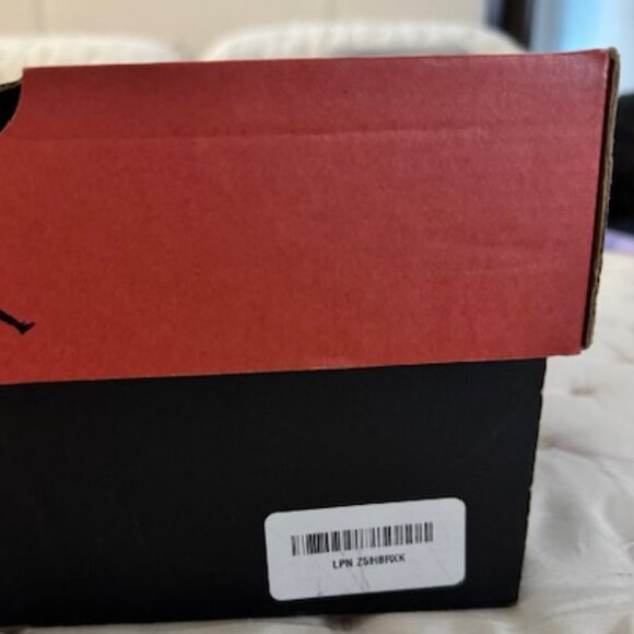 NWB - Men's - Air Jordan 12 Retro - Black Game Royal - Size 11US - Picture 11 of 16